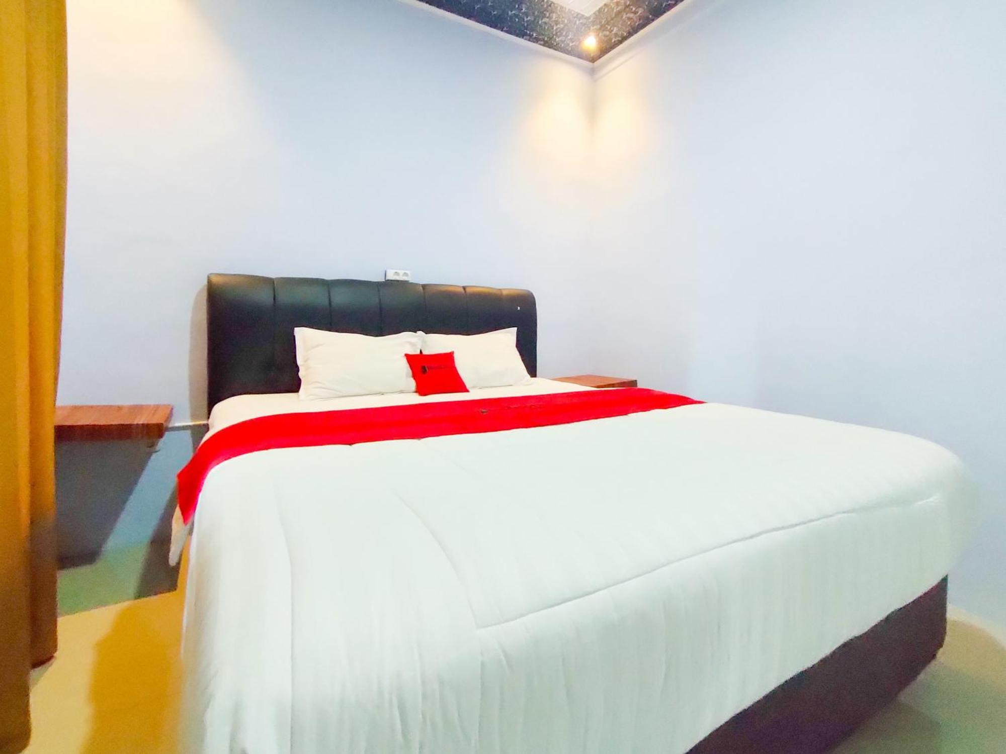 Reddoorz Syariah Near Stasiun Wates Hotel Wates  Exterior photo